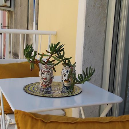 Casa Vacanze Terramare, 550 Mt From The Beach, Close To Ortigia Historic Center Szirakúza Kültér fotó